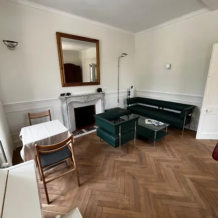 Du Vieux Chateau Отель типа 