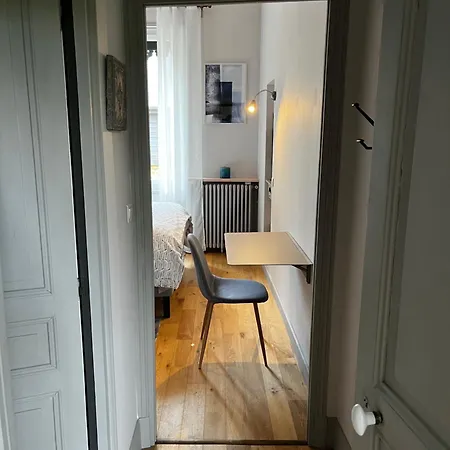 Du Vieux Chateau Bed & Breakfast *